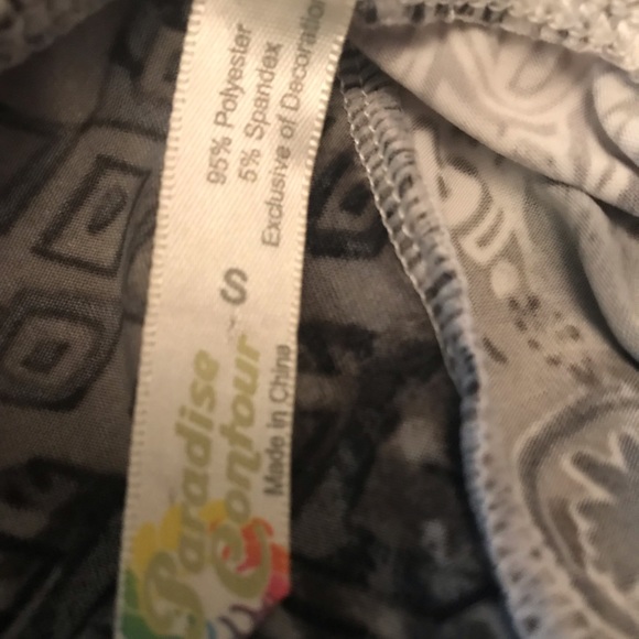 Fun sundress - Picture 3 of 3